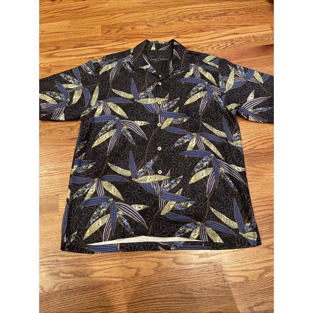 Tommy Bahama Men's Hawaiian Shirt Silk Black Floral All Over Pattern Large
